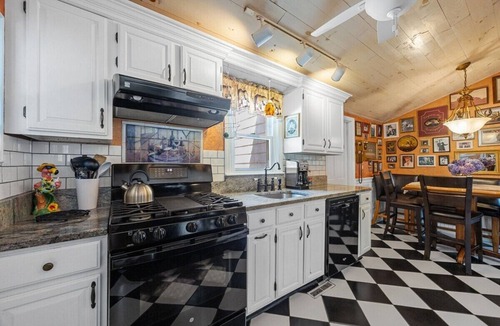 Hyannis House | Summer 2026 Perfection!