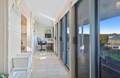 Hawks Nest House | Summer Bay Sunsets - Pet Friendly