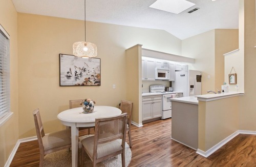 American Beach House | Summer Beach House - Hosted by Moore AI Rentals