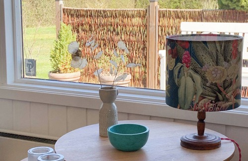 Hundested House | Summer bliss with vibrant garden in Nødebohuse