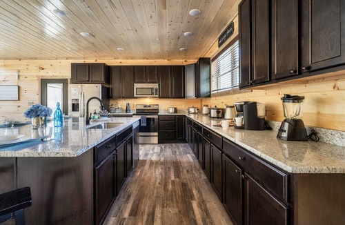 Gatlinburg Cabin | Summer Break! Indoor Pool | Theater| Newly Built