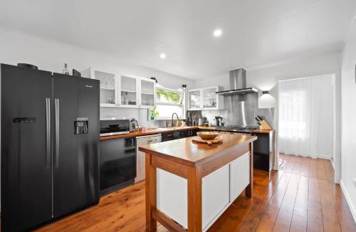 Tewantin House | Summer Breeze