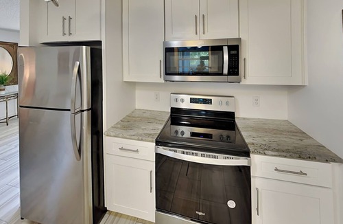 St. Augustine Cottage | Summer Breeze by Distinctive Beach Rentals