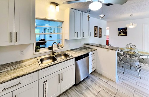 St. Augustine Cottage | Summer Breeze by Distinctive Beach Rentals