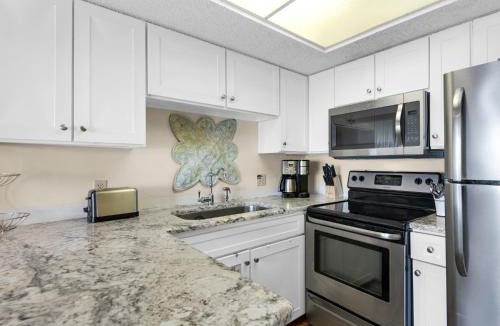 Miramar Beach Apartment | Summer Breeze Condominium 202 by Newman-Dailey