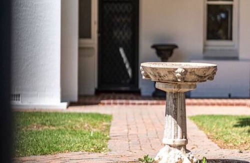 Glenelg East House | ★Summer Breeze on Cliff St★ ✔Pool✔Wifi✔Beachside