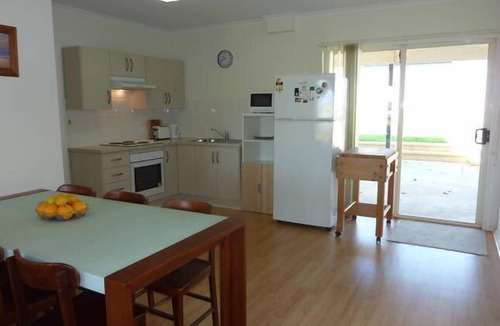 Sellicks Beach House | SUMMER BREEZE @ Sellicks Beach