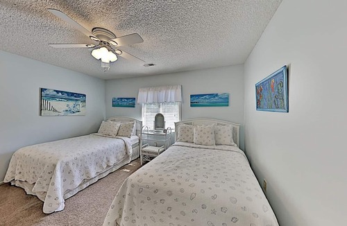 Myrtle Beach Condo | Summer Cottage 9
