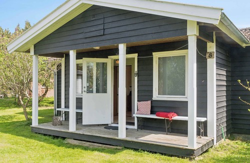Stubbekobing House | Summer cottage idyll at Natures Pearl