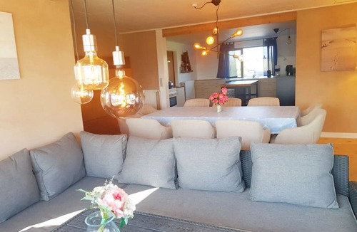 Maribo Villa | Summer cottage tucked away in coastal area