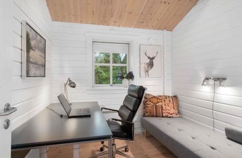 Faxe Ladeplads House | Summer Cottage With Jacuzzi And Sauna