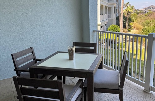 Palm Coast Condo | Summer Dates Going Fast - Family Resort, Pools, Beach & Fun!n3 BDR 2 BA Sleeps 8