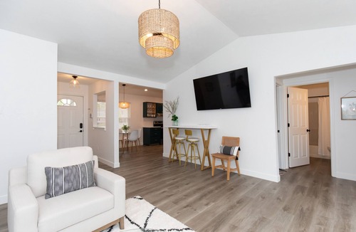 Sandusky House | Summer Dates! Vacay All Day - Close to CP, Sports Force, Islands