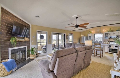 Corolla House | Summer DiscountsOcean view 4x4 beach escape Wild Horses Pet Friendly