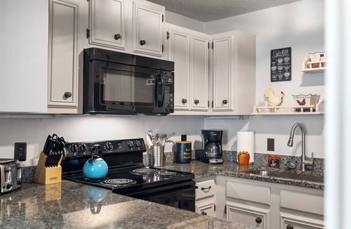 Pittman Center Condo | Summer Escape Smoky Mtn 2BR 2 BA Condo with Great Views
