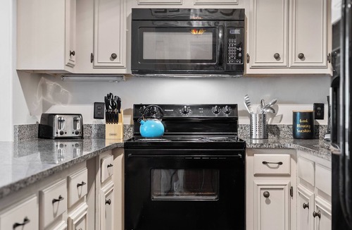 Pittman Center Condo | Summer Escape Smoky Mtn 2BR 2 BA Condo with Great Views