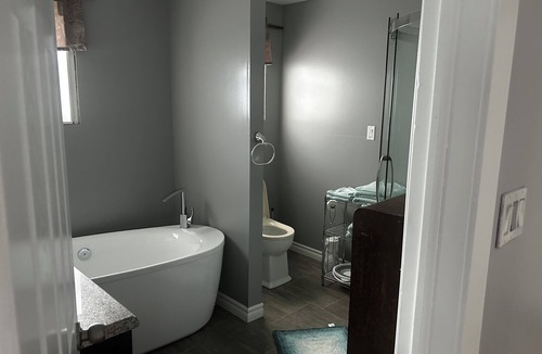 Sydney House | Summer/Fall vacation rental