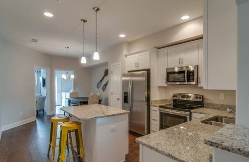 Bellevue House | Summer Fun! Happy & Chill in West Nashville!