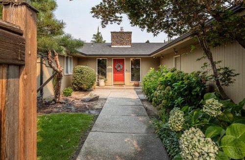 Wenatchee House | Summer Fun Wenatchee home