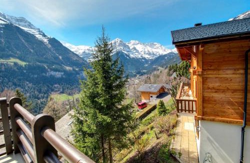 Champery House | Summer grill fun, above the village