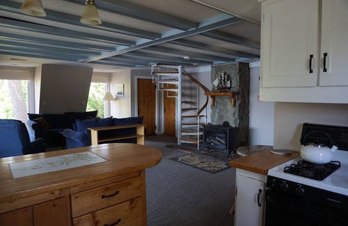 Arrowsic House | Summer Home with Deep Water Frontage and Dock