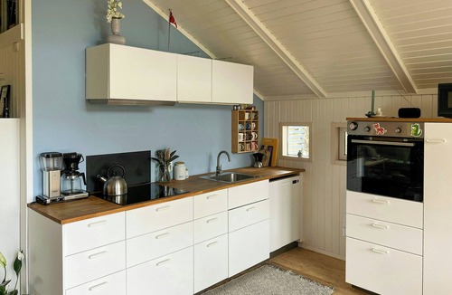 Saksild Strand House | Summer house 344 steps from beach near Saksild