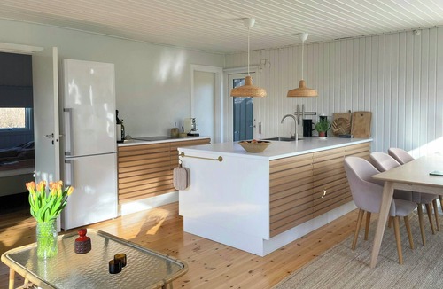 Yderby House | Summer house a few minutes walk from Sejrø bay