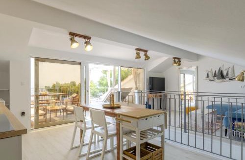 Prigradica Apartment | Summer House Bougainvillea by Dubrovnik Colors