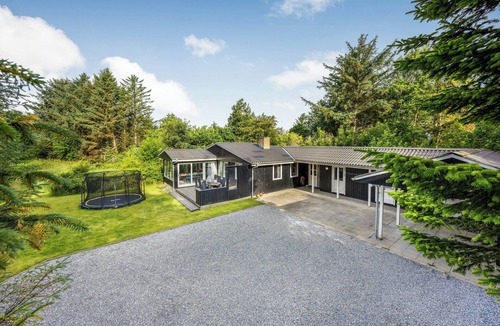 Skallerup Klit House | Summer house for two families on large plot