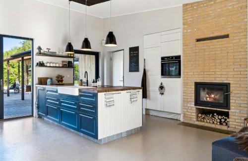 Hoeve Strand House | Summer House Near Veddinge Bakker