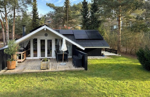 Syddjurs Kommune House | Summer house on natural plot with three terraces