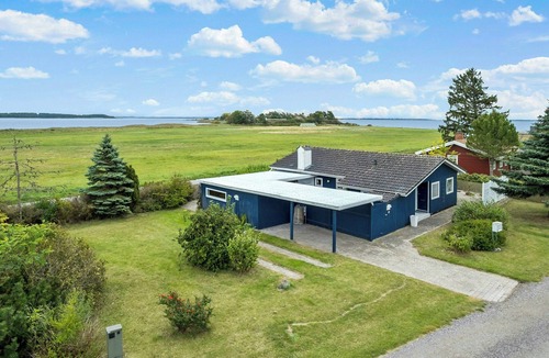 Karrebksminde House | Summer house with fjord view near Karrebæksminde