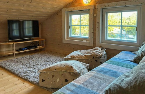 Fjellerup Strand House | Summer house with annex near beach in Fjellerup