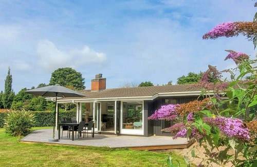 Helberskov House | Summer house with big canoo near Sminge Lake