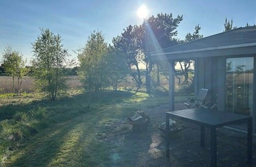 Thyholm House | Summer house with fields and fjord views