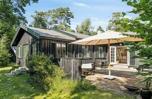 Rrvig House | Summer house with large nature plot in Rørvig