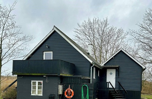Randers Municipality House | Summer house with private jetty by Randers Fjord