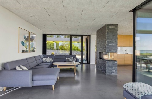 Handrup Strand House | Summer house with sea view high in Handrup