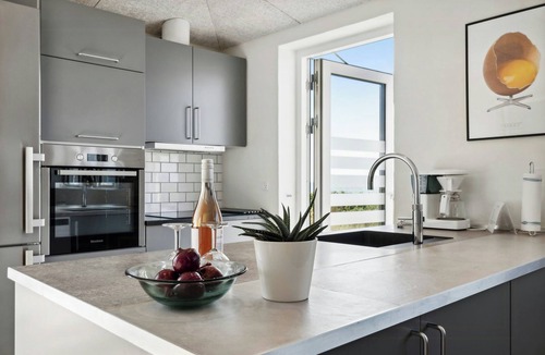 Assens House | Summer house with sea view in Assens
