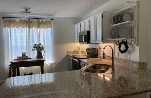 Dadeville Condo | Summer is here! Book your family event or other Lake Martin fun!