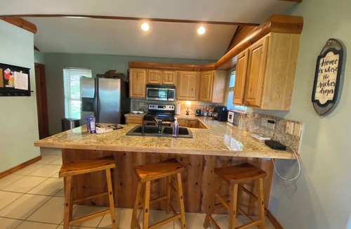 Eucha Cabin | Summer is lake time! S Grand,Dripping Springs cliff, lakeview cabin
