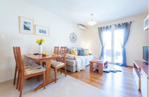 Banici Apartment | Summer Life Apartment