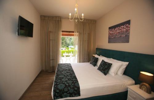 Ipsos Resort | Summer Nights Resort