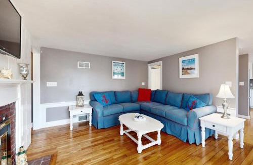 West Dennis House | Summer on the Cove