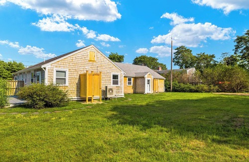South Chatham Apartment | Summer Rental: Charming 1-Bedroom Unit in Chatham, MA Unit C