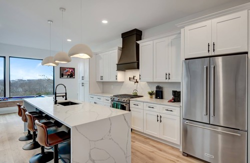 Hurwood Heights House | Summer rooftop decks, hot tubs, game rooms, sauna near Broadway