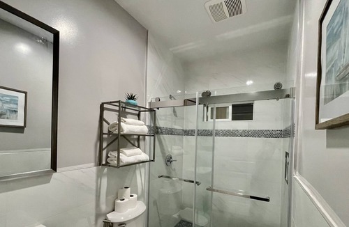 Rosemead House | Summer Special Book Now !!!