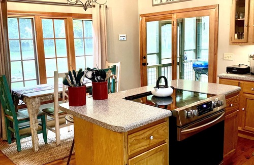 Valley Head Cabin | Summer Specials @Dixieland Delight!