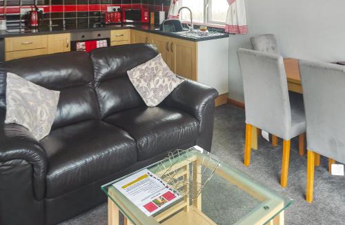 Brundall House | Summer Time