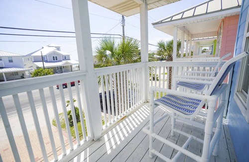 Lullwater Beach House | Summer Towne Cottages By Panhandle Getaways